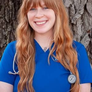 Meet your Posher, Carli